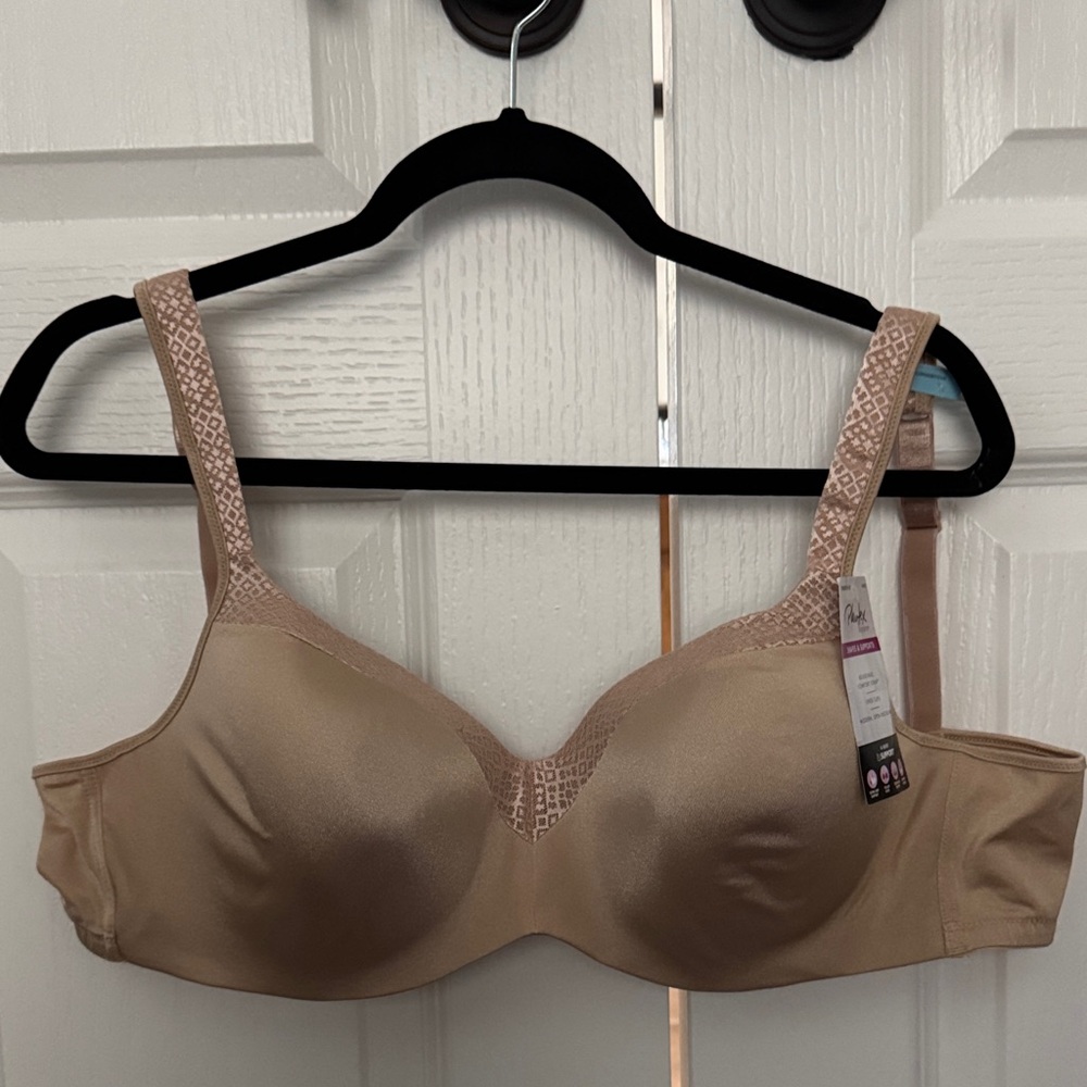 Playtex Elegant Beige Bra